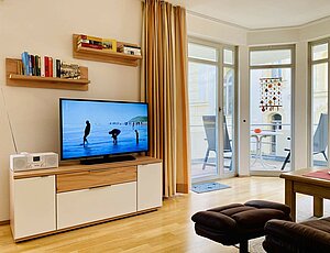 Eine Ferienwohnung im modernen Stil und trotzdem gemütlich, das Apartment 12 in der Residenz Bleichröder mit TV