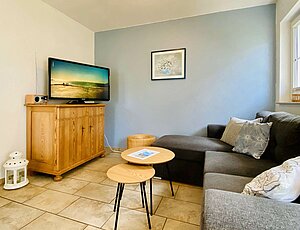 Urlaub auf Usedom in der Dünenresidenz Karlshagen, für die wenigen Regenstunden gibt es einen modernen TV in der Ferienwohnung im Lindenweg 8b