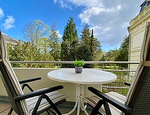 Balkon in der Residenz Bleichröder 12 mit Blick in den Park