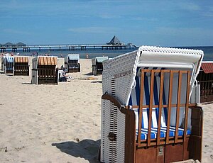 Für IDer Strandkorb der Ferienwohnung Cäcilie am Meer in Sichtweite zur Seebrücke.