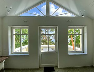 Die Villa Caprivi bietet mit der Ferienwohnung 11 unterm Dach einen tollen Ausblick bis zur Ostsee.
